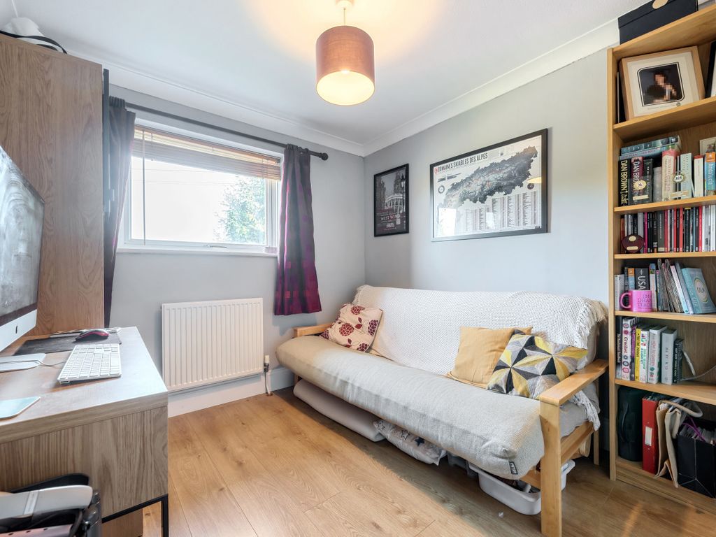 3 bed terraced house for sale in Eversley Road, Arborfield Cross, Reading, Berkshire RG2, £375,000