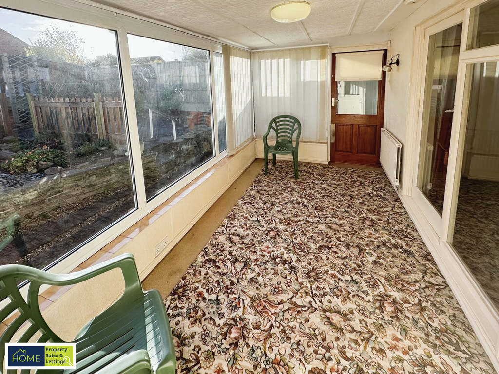 3 bed detached bungalow for sale in Westdale Avenue, Glen Parva, Leicester LE2, £250,000