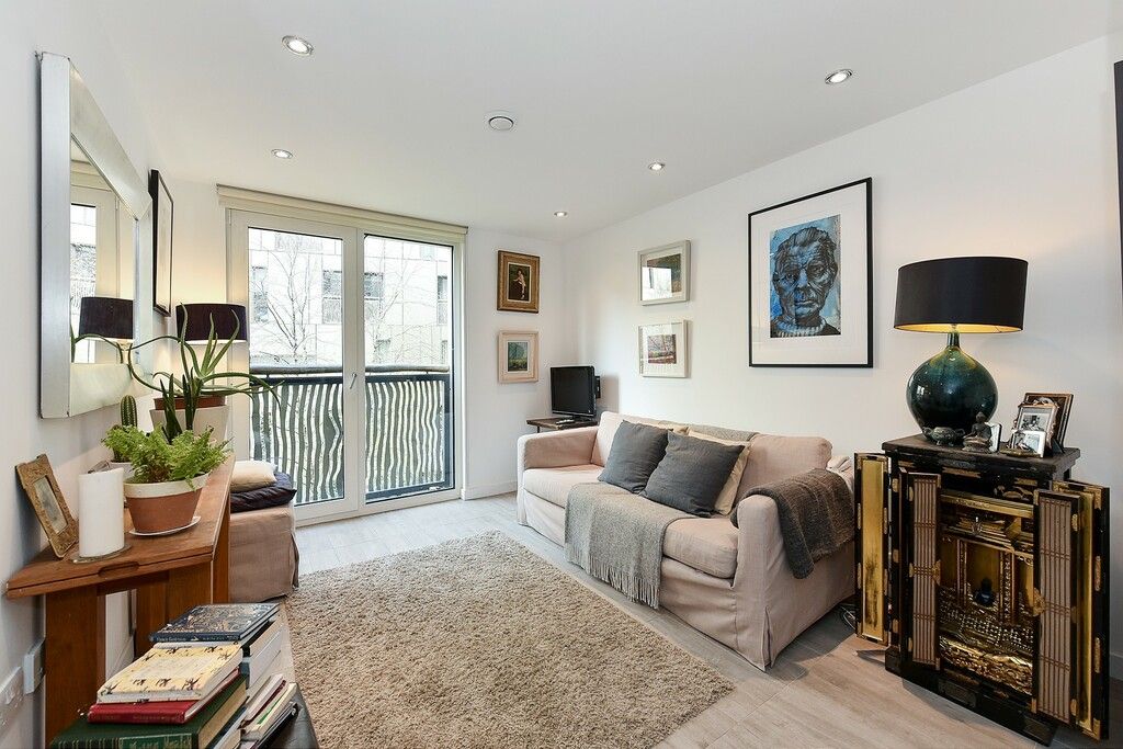 1 bed flat to rent in Gatliff Road, Pimlico SW1W, £3,467 pcm