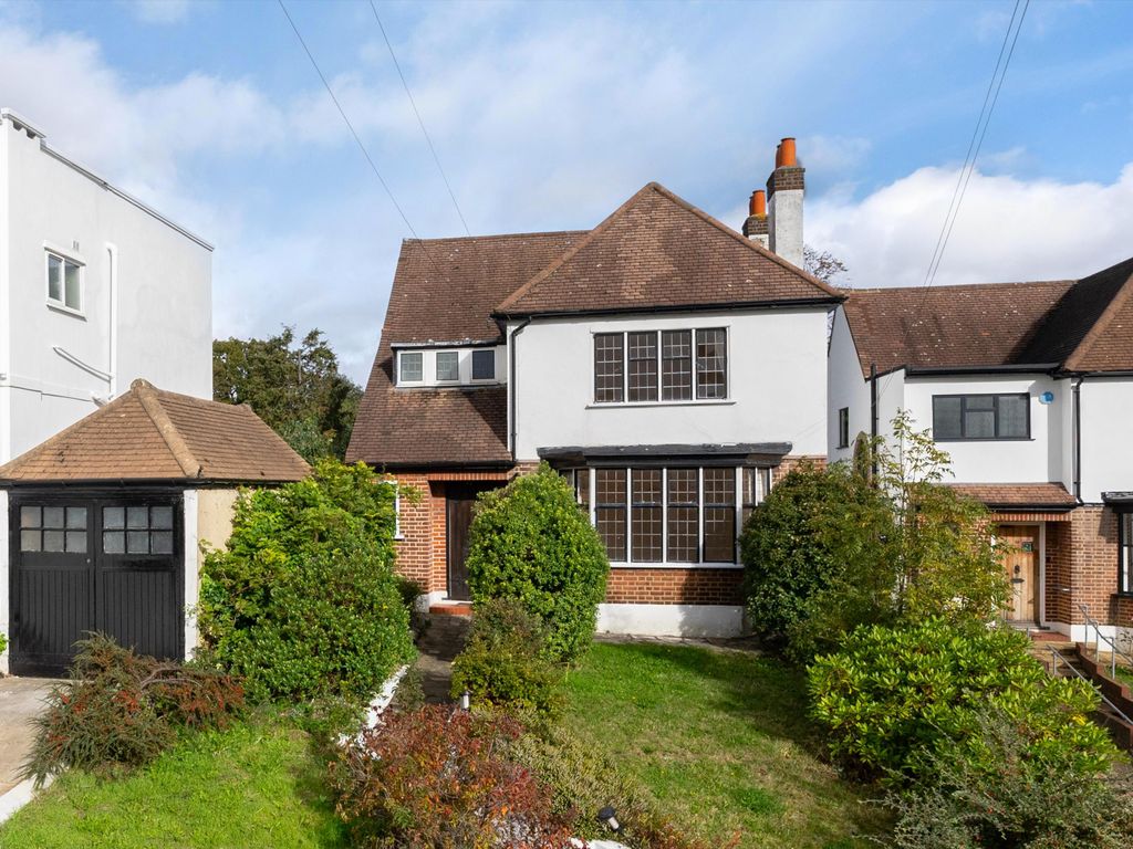 3 bed detached house for sale in Horniman Drive, Forest Hill, London SE23, £1,250,000