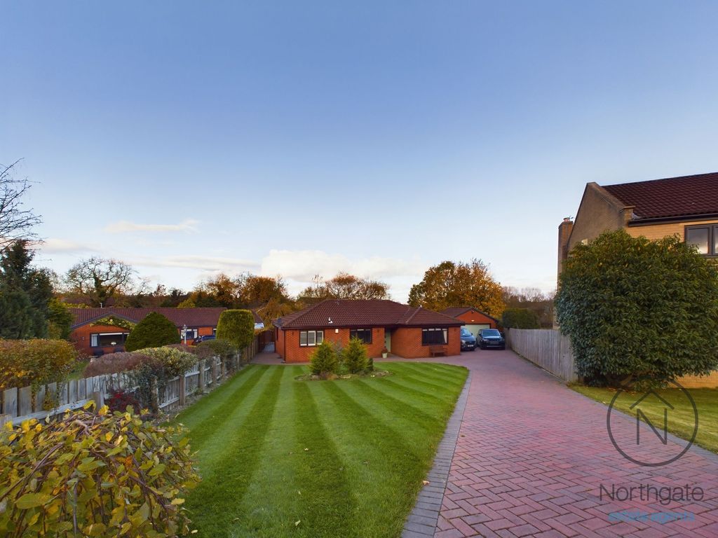 3 bed detached bungalow for sale in Stoneleigh Court, Newton Aycliffe DL5, £395,000
