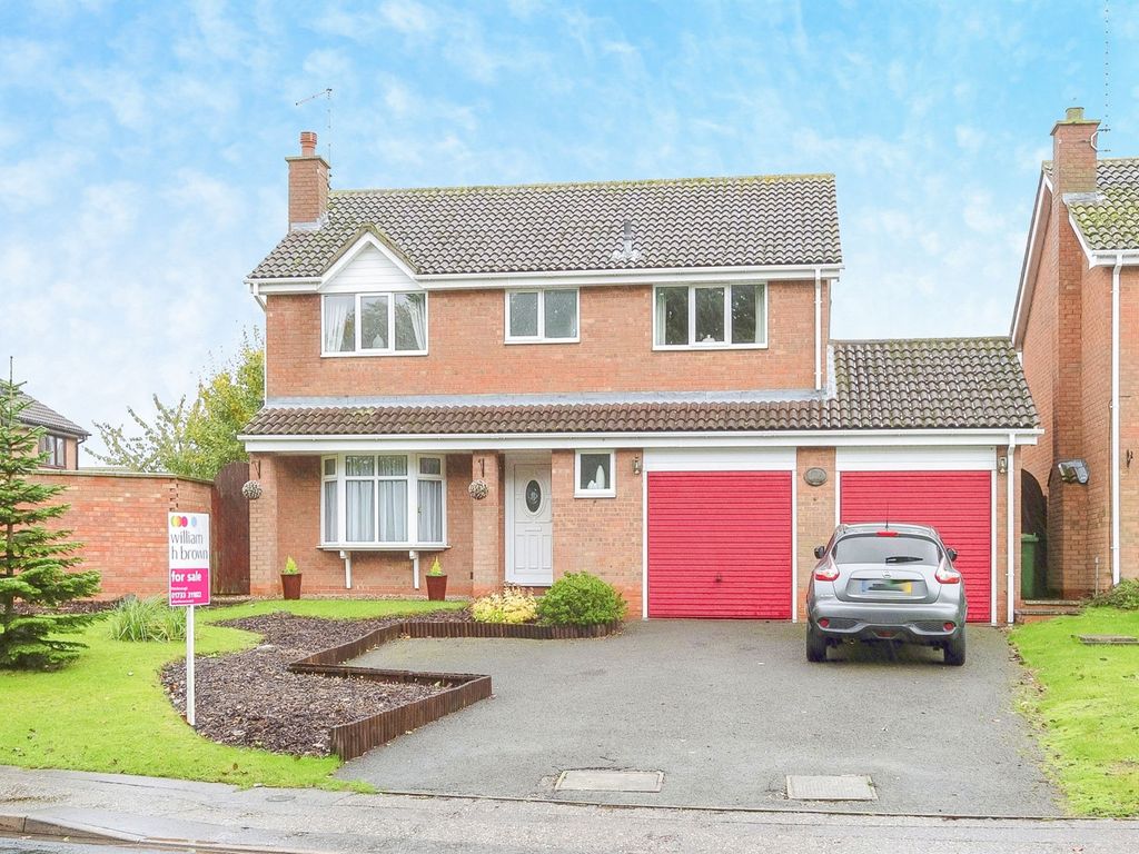 4 bed detached house for sale in Coniston Road, Peterborough PE4, £400,000