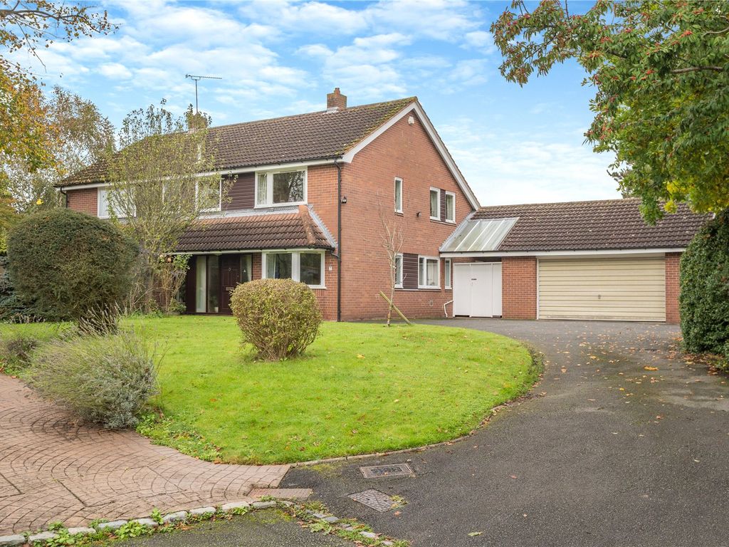 5 bed detached house for sale in Green Bank, Handbridge, Chester CH4, £695,000