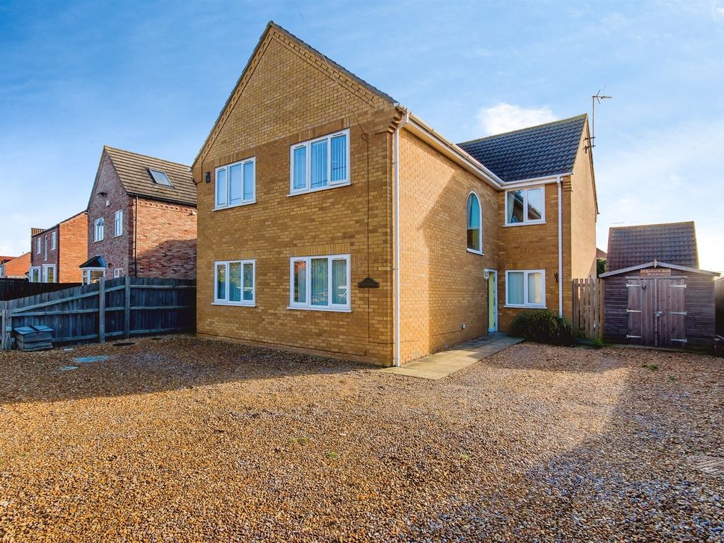 5 bed detached house for sale in Back Road, Murrow, Wisbech PE13, £325,000