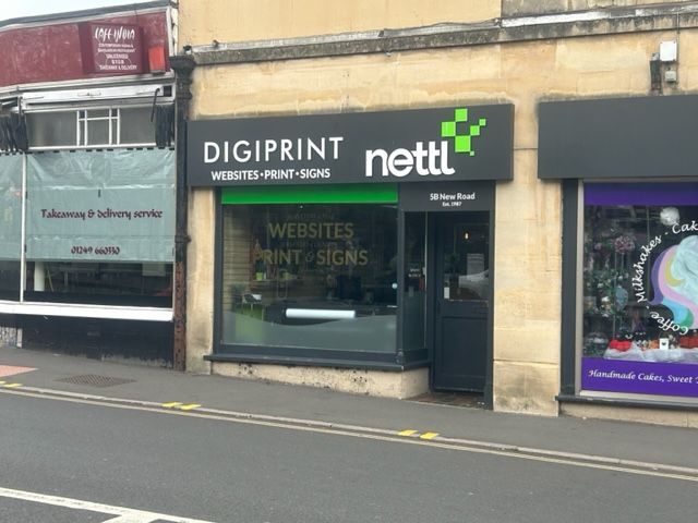 Retail premises to let in New Road, Chippenham SN15, £12,000 pa