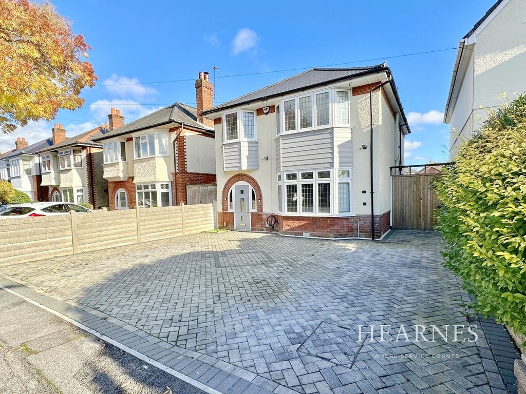 4 bed detached house for sale in Norton Road, Bournemouth BH9, £575,000