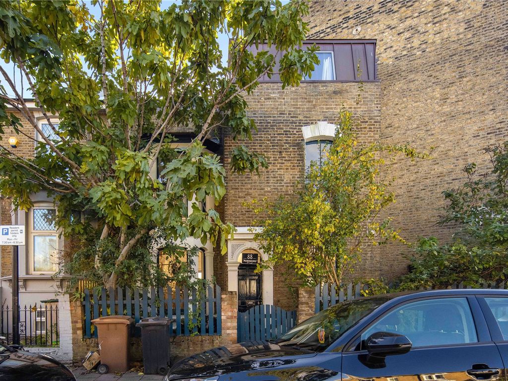 3 bed detached house for sale in Rushmore Road, Lower Clapton, London E5, £800,000