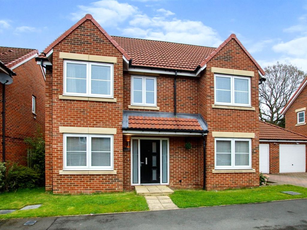 4 bed detached house for sale in Rushyford Drive, Chilton, Ferryhill, Co Durham DL17, £240,000