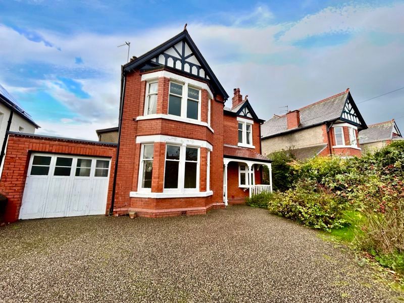 5 bed detached house for sale in Kings Road, Rhos On Sea, Colwyn Bay LL29, £395,000