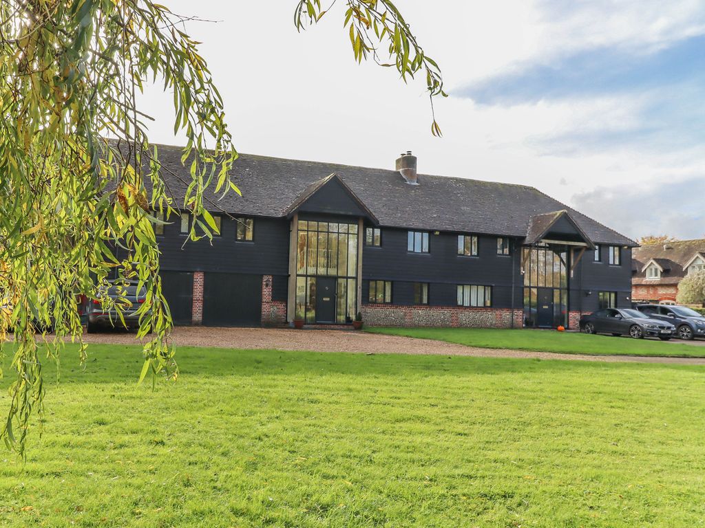 5 bed barn conversion for sale in Amport, Andover, Hampshire SP11, £925,000