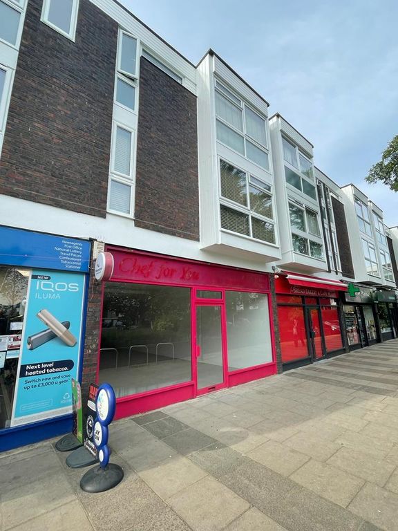 Retail premises to let in Ashburnham Road, Richmond TW10, £25,000 pa