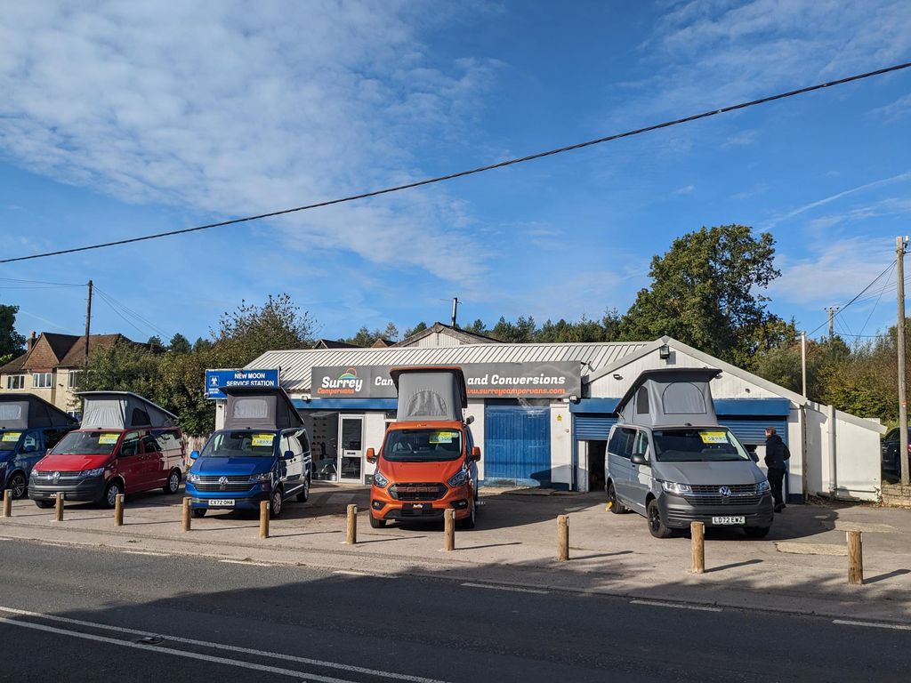 Industrial to let in New Moon Service Station, Farnham Road, Farnham GU10, £34,000 pa