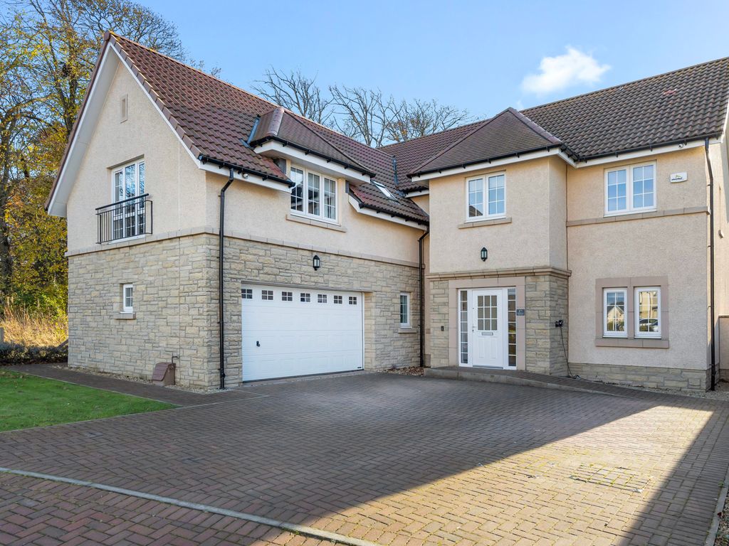 5 bed detached house for sale in 17 Whinstone Place, Ratho EH28, £695,000