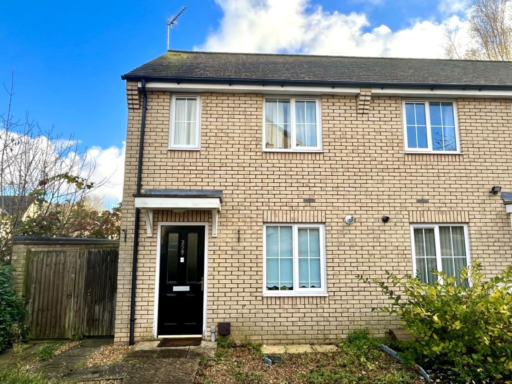 2 bed semi-detached house to rent in Wellbrook Way, Girton, Cambridge CB3, £1,400 pcm