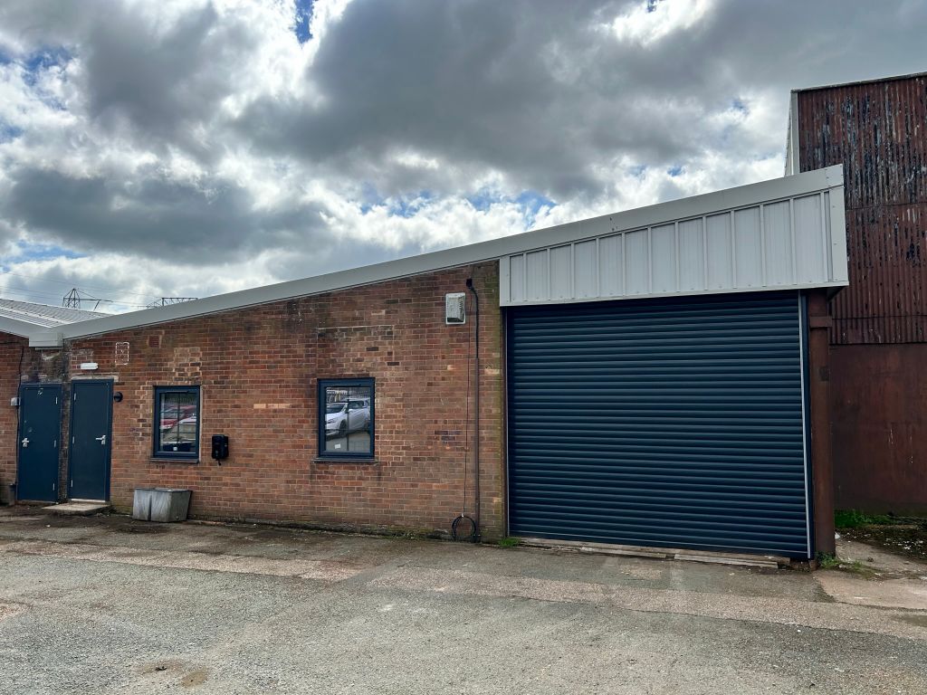Industrial to let in Water Lane, Exeter EX2, £33,250 pa