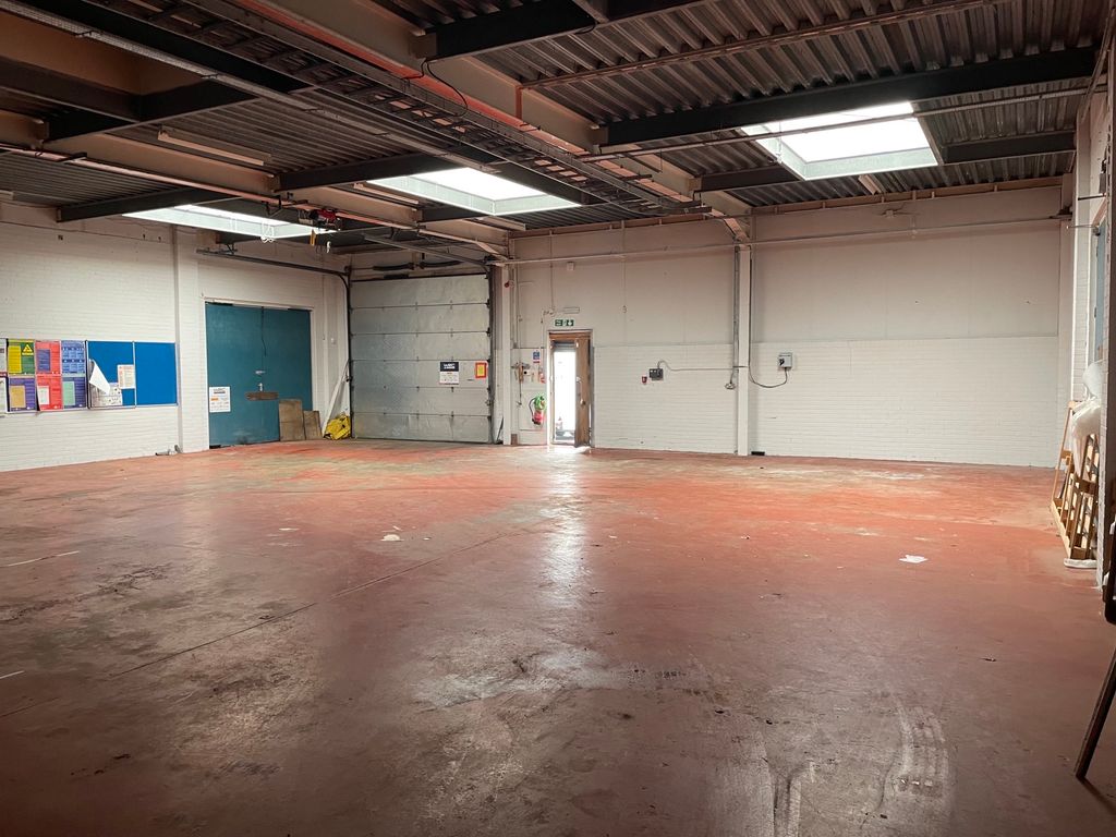 Light industrial to let in Lister Road, North West Industrial Estate, Peterlee SR8, £15,910 pa
