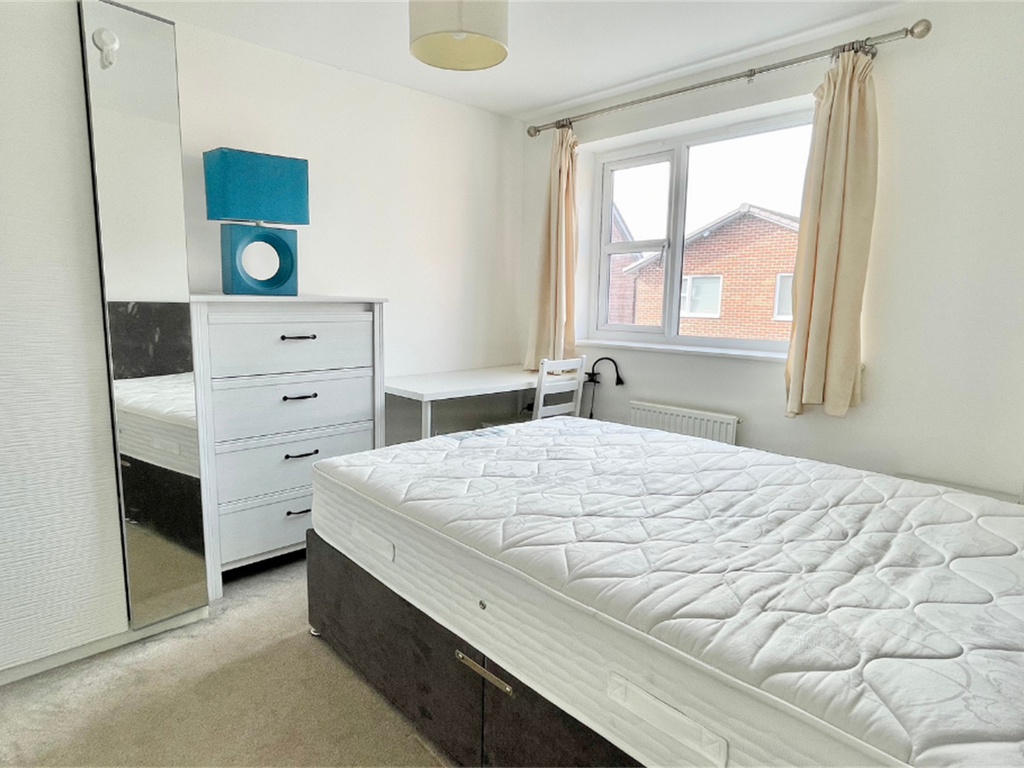 4 bed semi-detached house for sale in Summer Crescent, Beeston NG9, £369,995