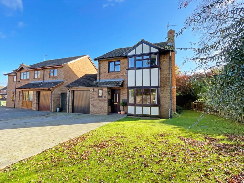 4 bed detached house for sale in Derby Drive, Peterborough, Cambridgeshire PE1, £375,000