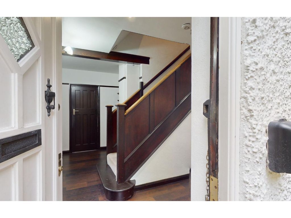 4 bed detached house for sale in Carshalton Park Road, Carshalton SM5, £940,000