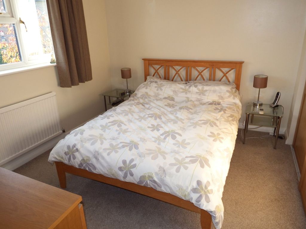 4 bed detached house for sale in Goddard End, Stevenage, Hertfordshire SG2, £625,000