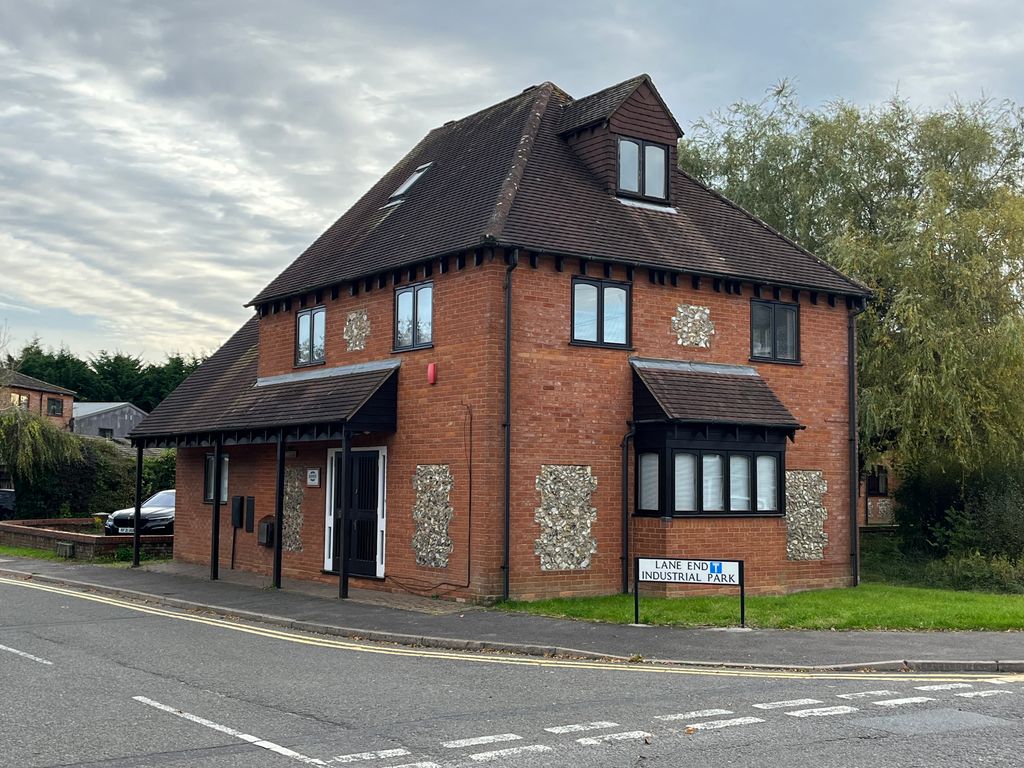 Office to let in Beech House, High Street, Lane End, High Wycombe HP14, £25,312 pa