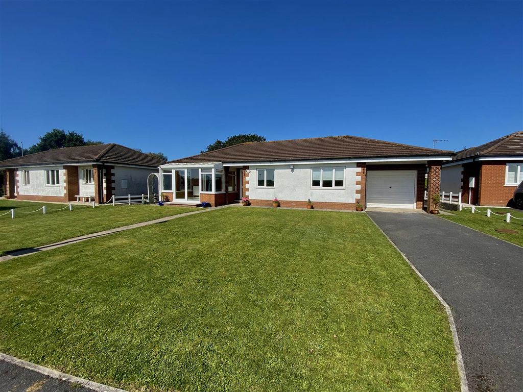 3 bed bungalow for sale in Parc Tyisha, Burry Port SA16, £399,995