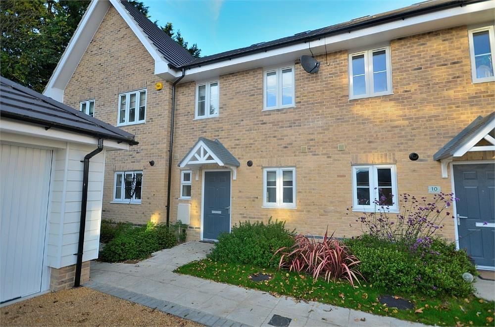 3 bed terraced house for sale in Copper Beech Avenue, Takeley, Bishop's Stortford CM22, £375,000