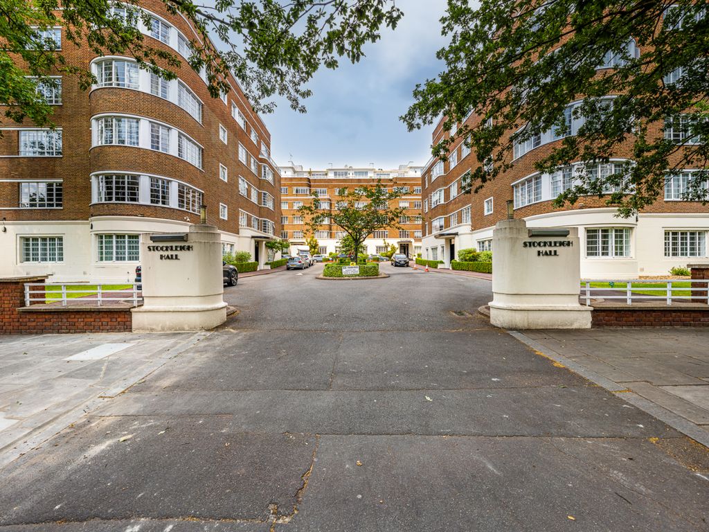 3 bed flat for sale in Stockleigh Hall, Prince Albert Road, St John
