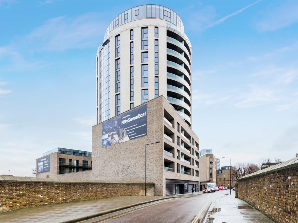 3 bed flat for sale in Fiftyseveneast, Kingsland High Street, Dalston E8, £780,000