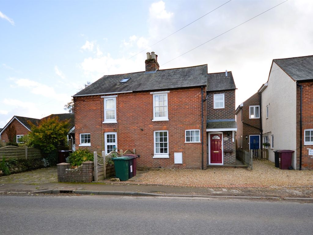 2 bed semi-detached house to rent in 2 Broadsole Cottages, East Ashling, Chichester, West Sussex PO18, £1,395 pcm