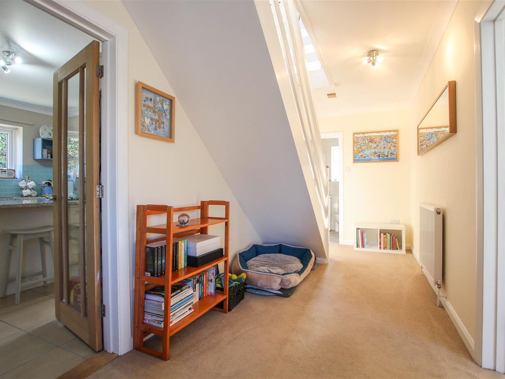 4 bed detached house for sale in Priory Close, Ickleton, Saffron Walden CB10, £600,000