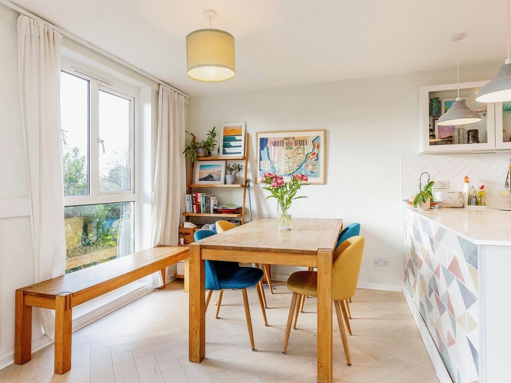 2 bed flat for sale in Bridge Road, Leigh Woods, Bristol BS8, £365,000