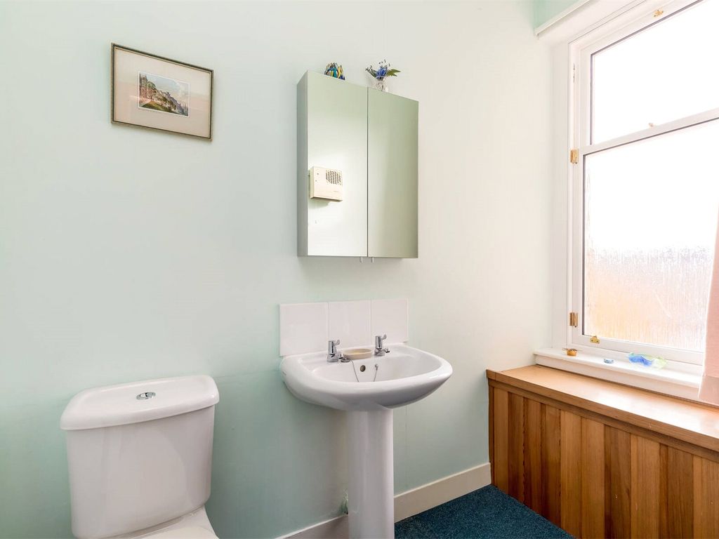 3 bed flat for sale in Grange Crescent, Grange, Edinburgh EH9, £585,000