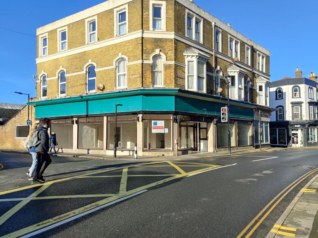 Retail premises to let in High Street, Shanklin, Isle Of Wight PO37, £15,000 pa