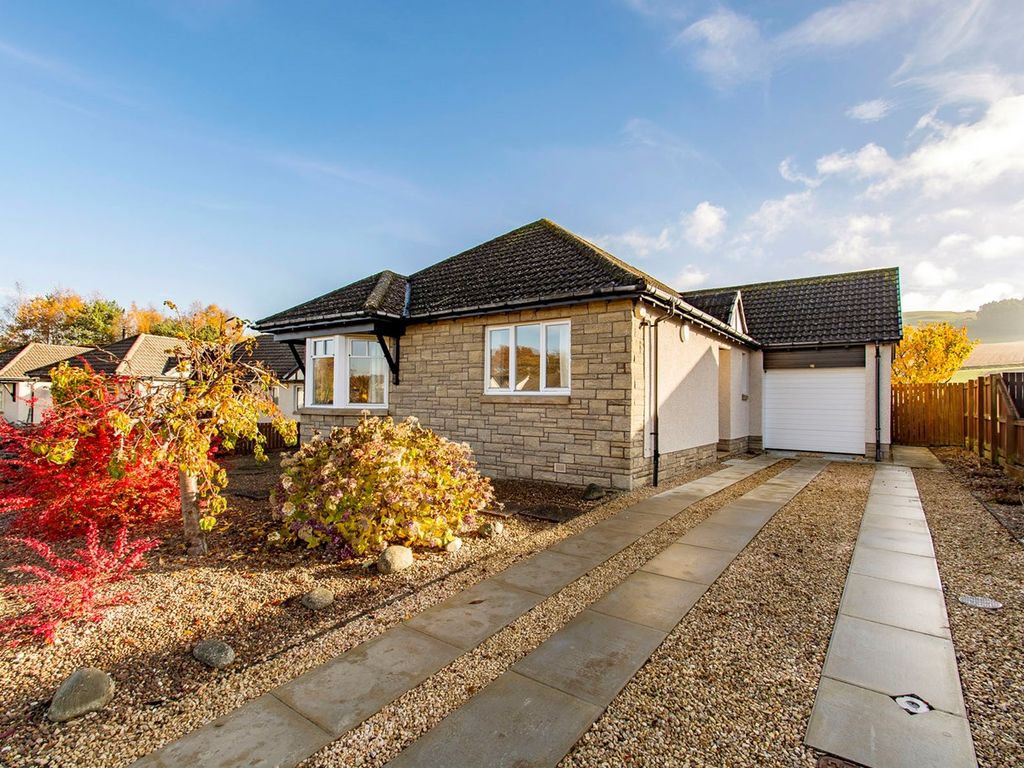 3 bed bungalow for sale in Kinpurnie Gardens, Newtyle, Blairgowrie PH12, £250,000