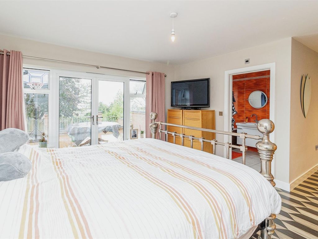 4 bed semi-detached bungalow for sale in Heath Road, Great Brickhill, Buckinghamshire MK17, £750,000