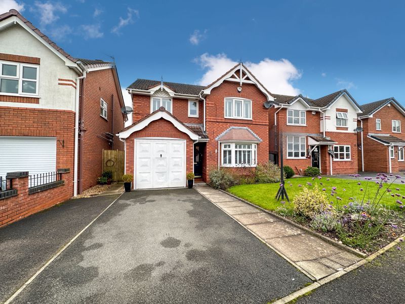 4 bed detached house for sale in Amelia Close, Baddeley Green ST2, £340,000