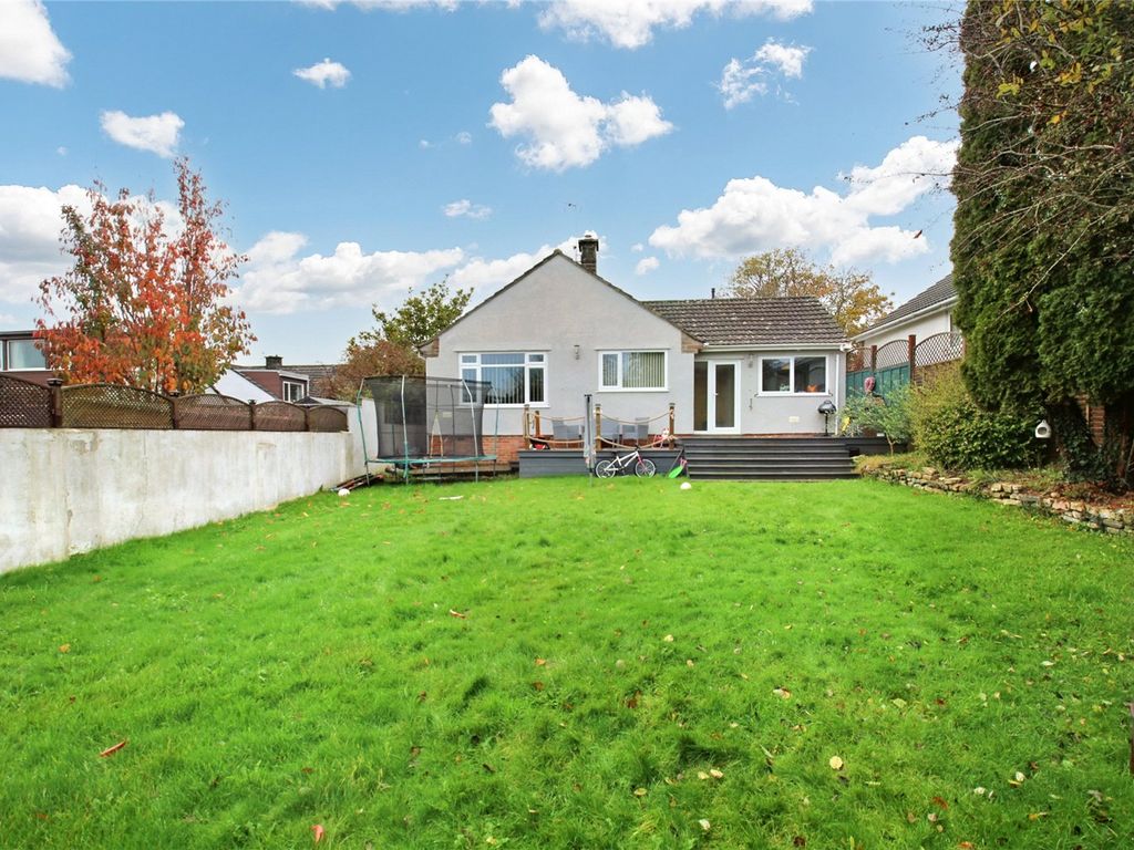 4 bed bungalow for sale in Hillview Gardens, Felton BS40, £440,000