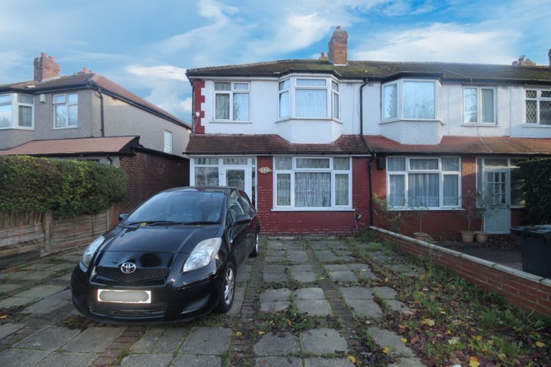 3 bed terraced house for sale in Conway Crescent, Perivale, Greenford UB6, £530,000