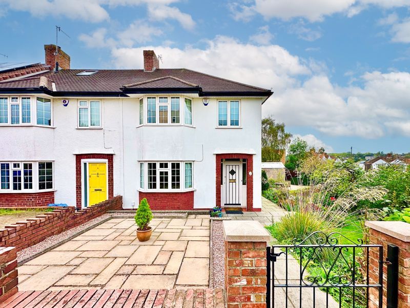 3 bed end terrace house for sale in Cote Lea Park, Westbury-On-Trym, Bristol BS9, £625,000