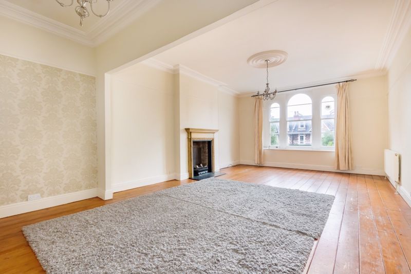 2 bed flat for sale in Belgrave Road, Bristol BS8, £500,000