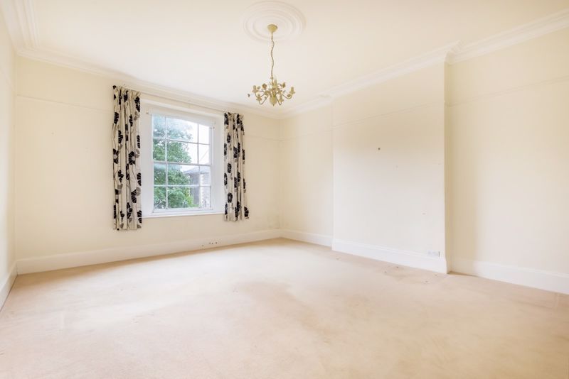 2 bed flat for sale in Belgrave Road, Bristol BS8, £500,000