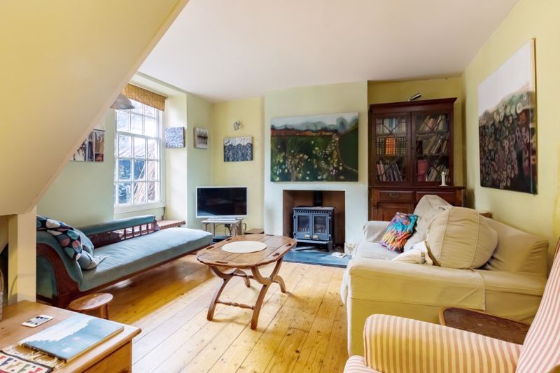 2 bed maisonette for sale in Belgrave Hill, Bristol BS8, £425,000