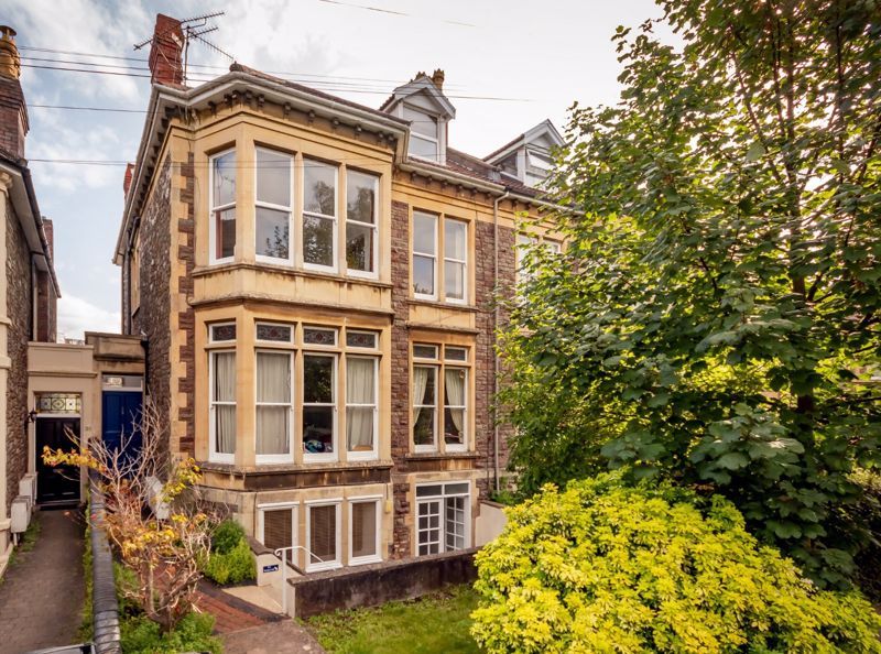 2 bed flat for sale in Salisbury Road, Redland, Bristol BS6, £325,000