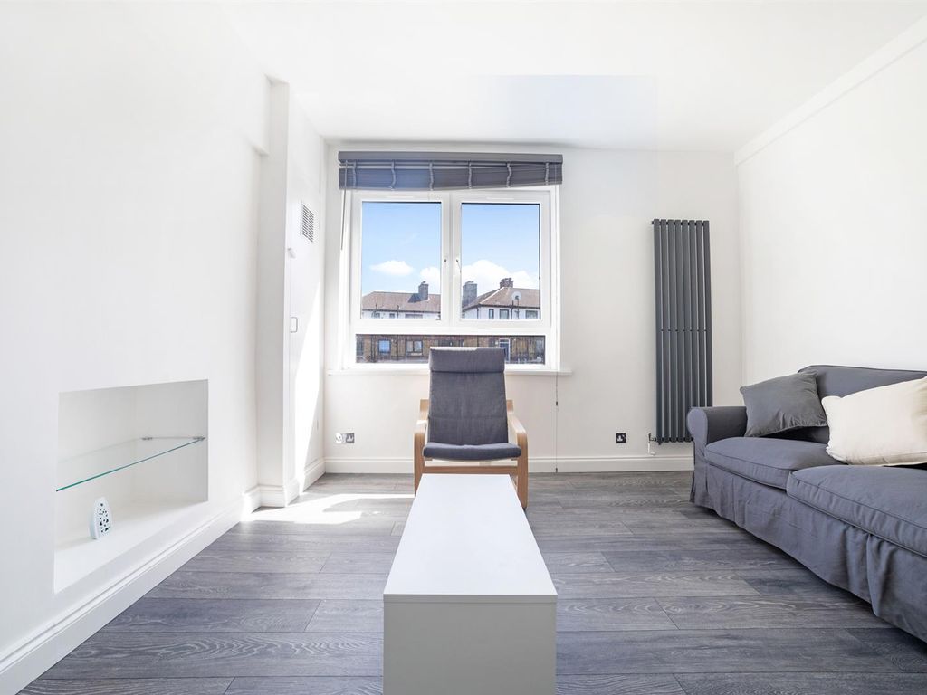 2 bed flat for sale in Elim Estate, Weston Street, London SE1, £485,000