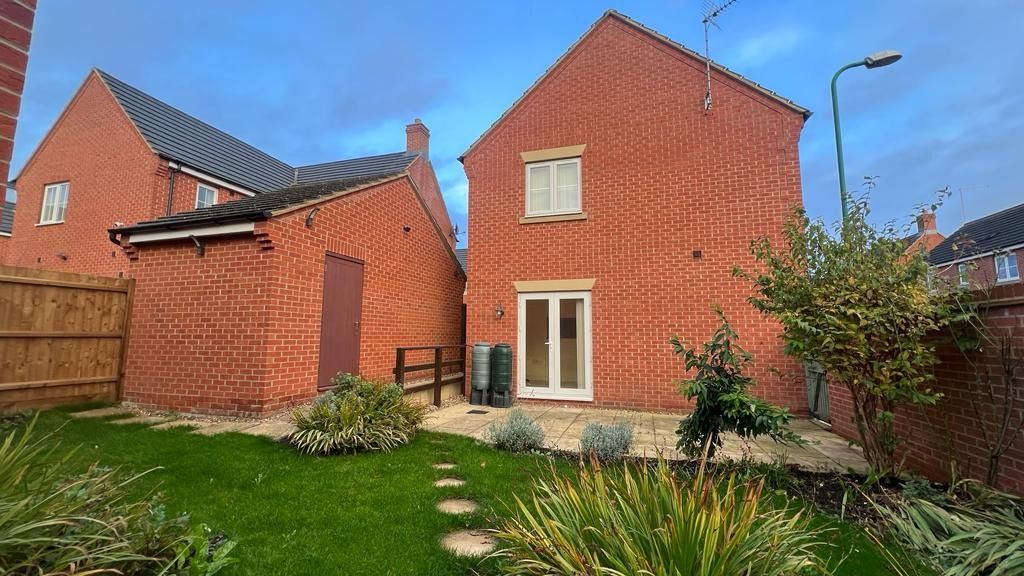 3 bed detached house to rent in Juno Way, Peterborough, Cambridgeshire PE2, £1,245 pcm