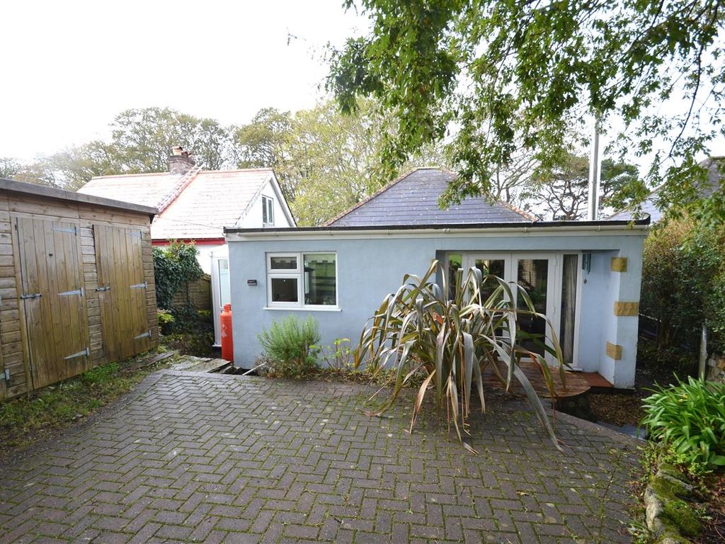 2 bed bungalow for sale in Penwarne Road, Mawnan Smith, Falmouth TR11, £345,000