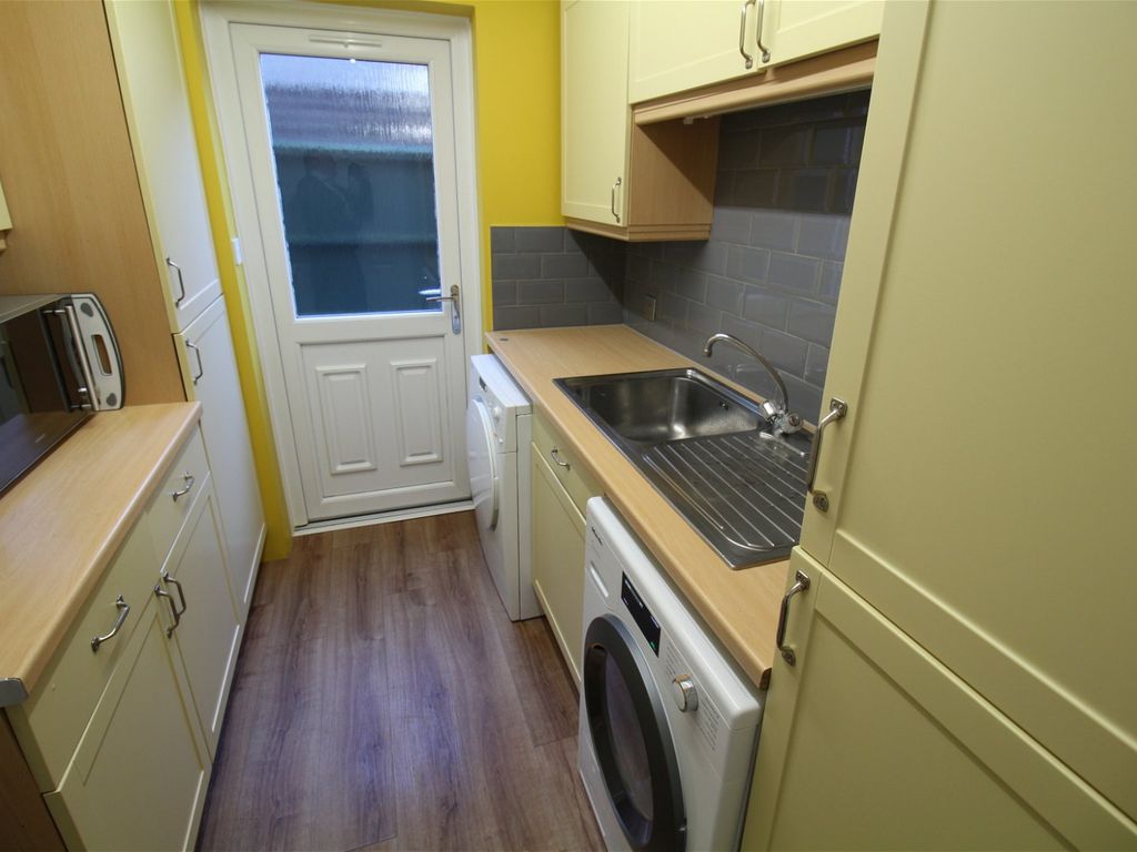 5 bed detached house for sale in Brook Close, Upper Caldecote, Biggleswade SG18, £650,000