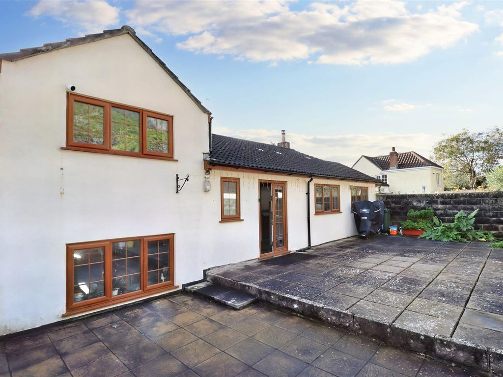 3 bed property for sale in Old Church Road, Clevedon BS21, £425,000