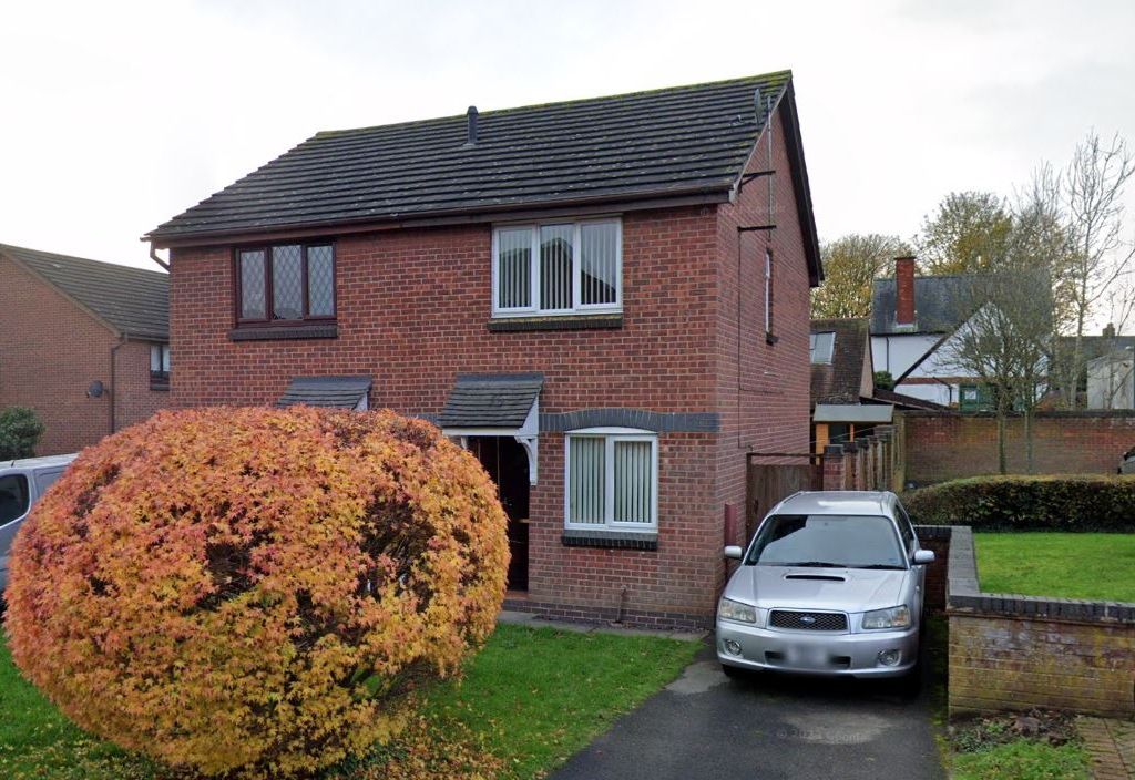 2 bed semi-detached house to rent in Windsor Court, Burbage, Hinckley LE10, £750 pcm